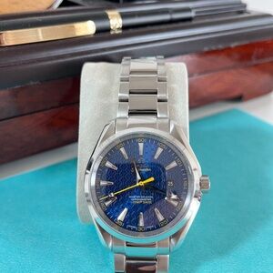Omega Seamaster Aqua Terra Blue Dial Yellow >15,000 Gauss 41.5mm Auto 2016